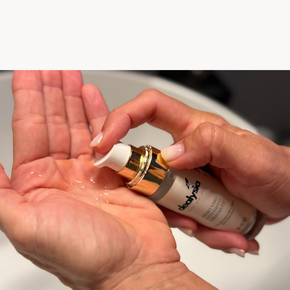 Siero Viso Intensivo Idratante con Acido Ialuronico 30ml