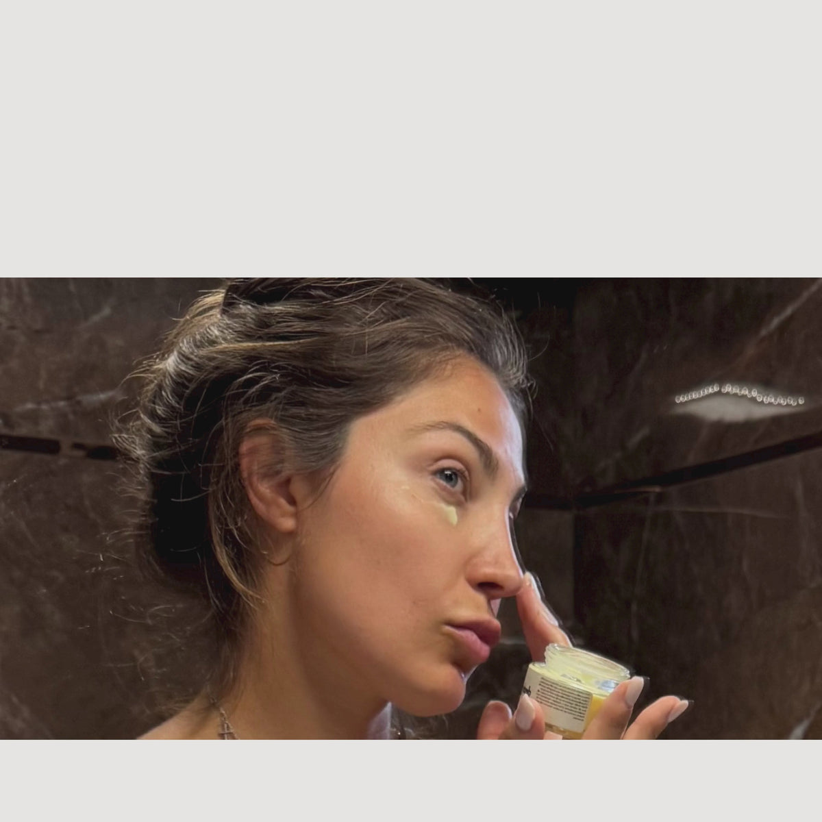 Contorno Occhi Effetto Sguardo Riposato con Estratto di Microalghe e Zafferano 30ml